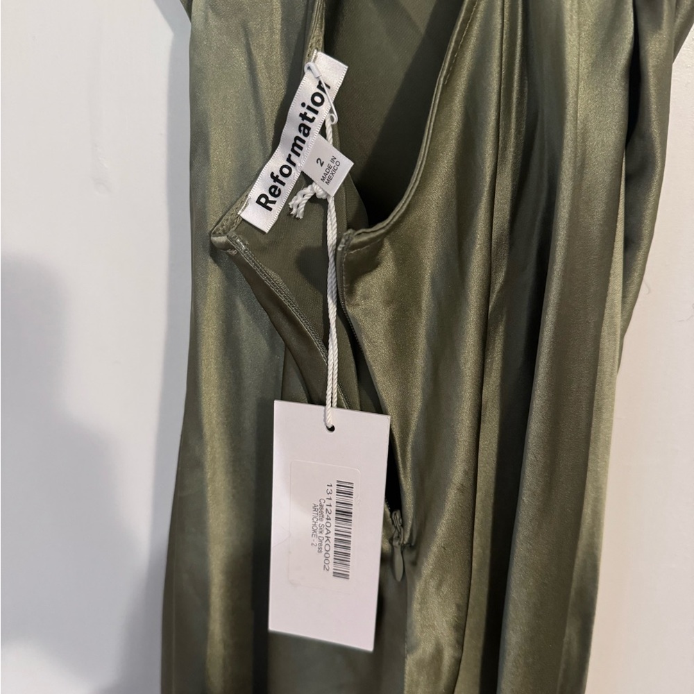 Reformation - size 2 - Silk Casette Dress (color: artichoke) - Picture 3 of 7
